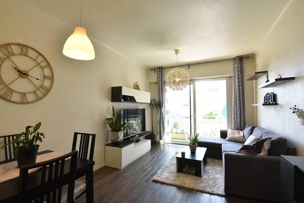 Nice Signature Fabron Apartment